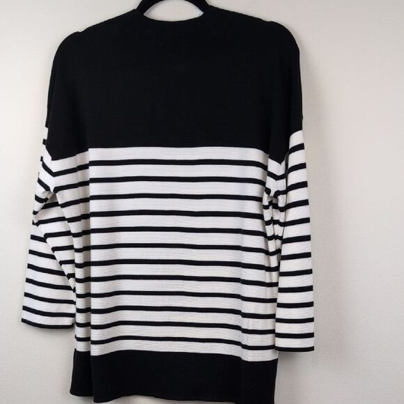 Talbot's Mock Neck Striped Black and White Pearl Button-Shoulder Sweater Size XL - Picture 9 of 10